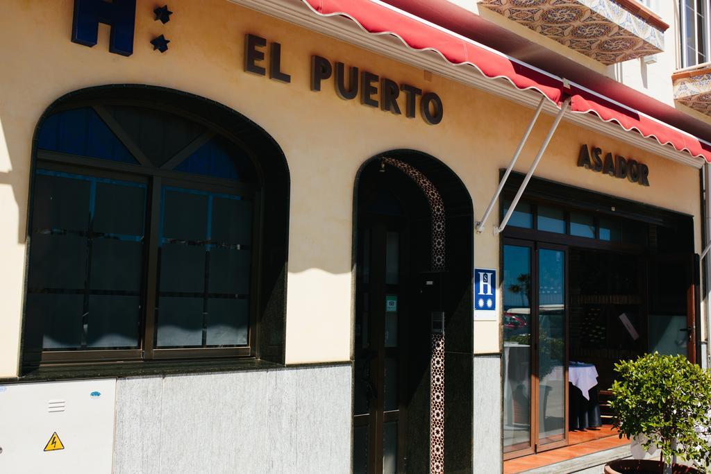 Hostal El Puerto Caleta De Velez Exterior foto